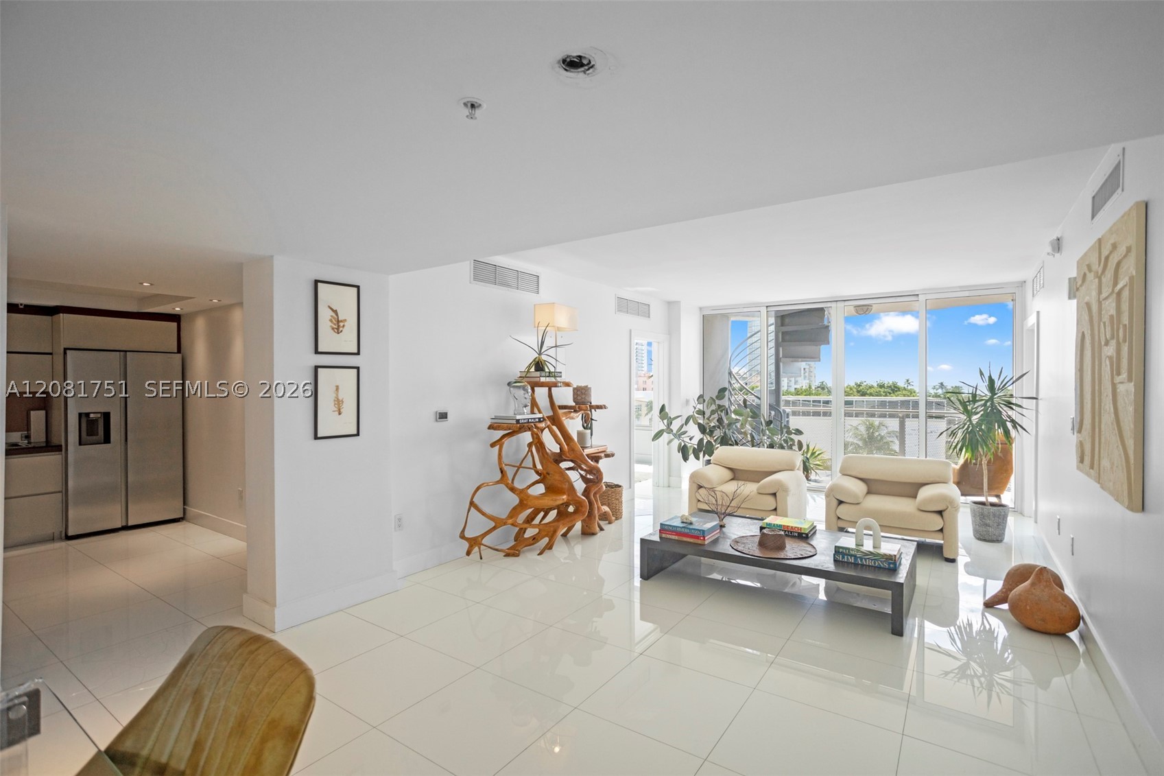 2155 Washington Ct #601, Miami Beach FL 33139