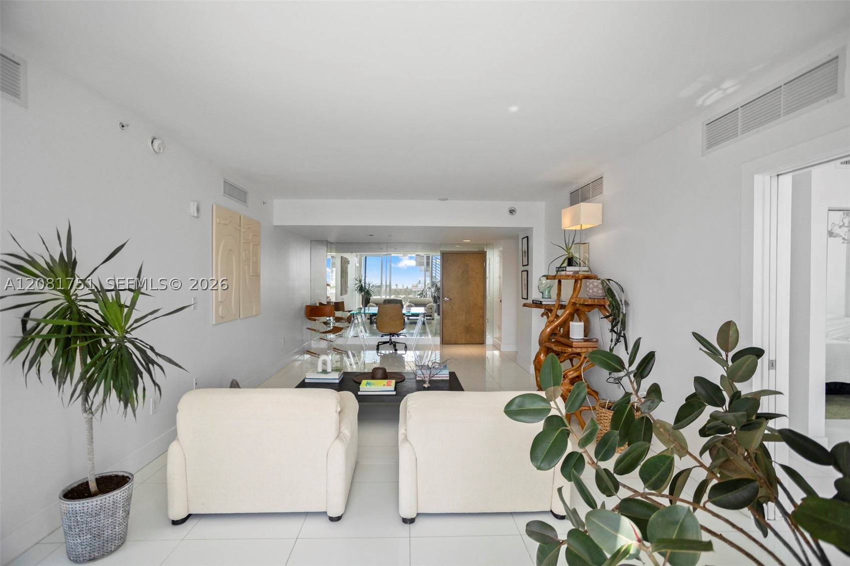 2155 Washington Ct #601, Miami Beach FL 33139