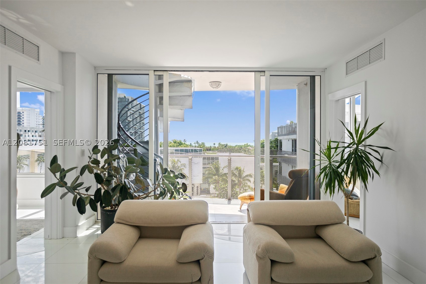 2155 Washington Ct #601, Miami Beach FL 33139