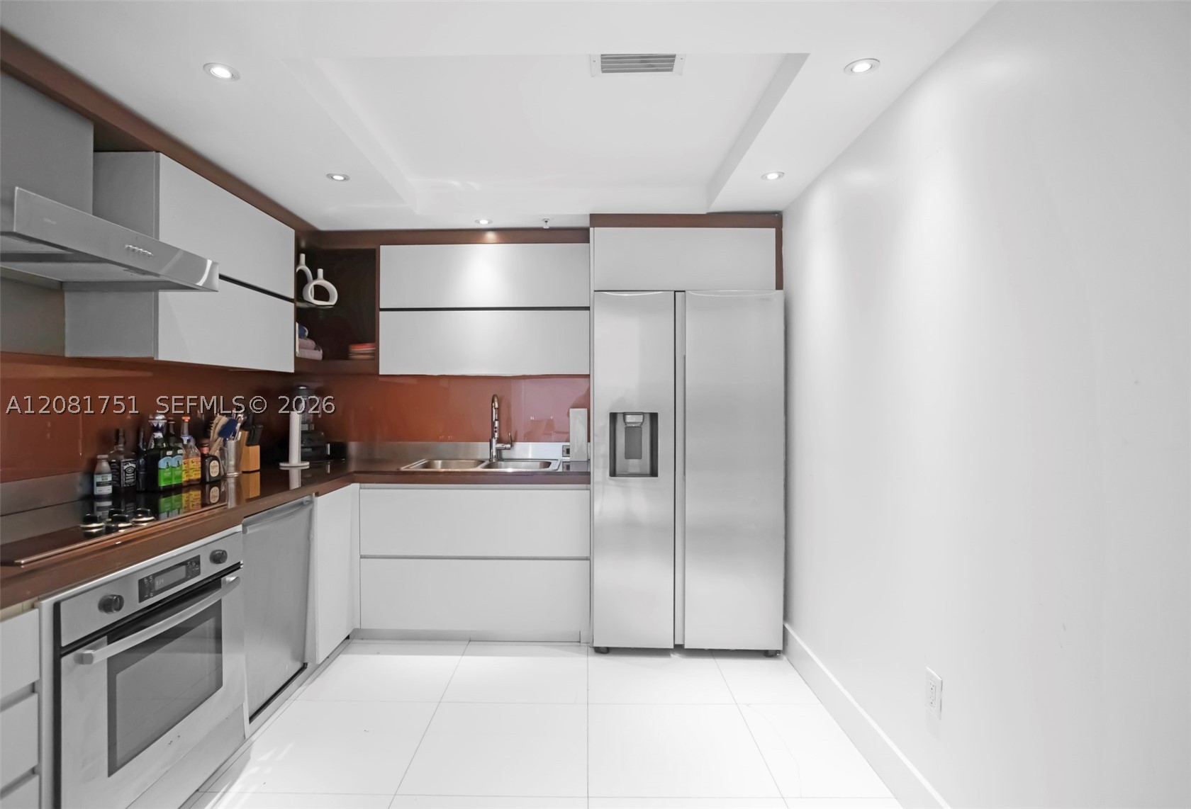 2155 Washington Ct #601, Miami Beach FL 33139