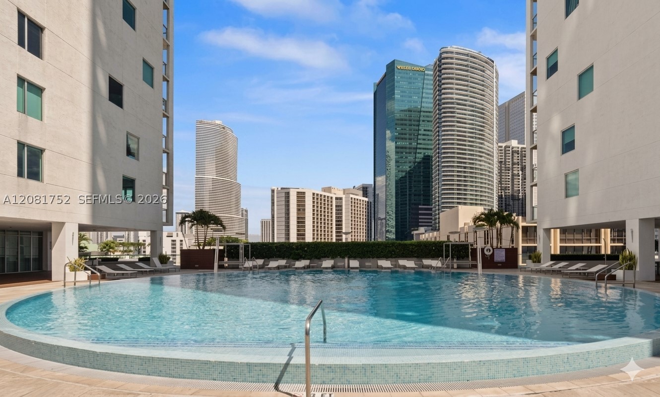 500 Brickell Ave #1806, Miami FL 33131