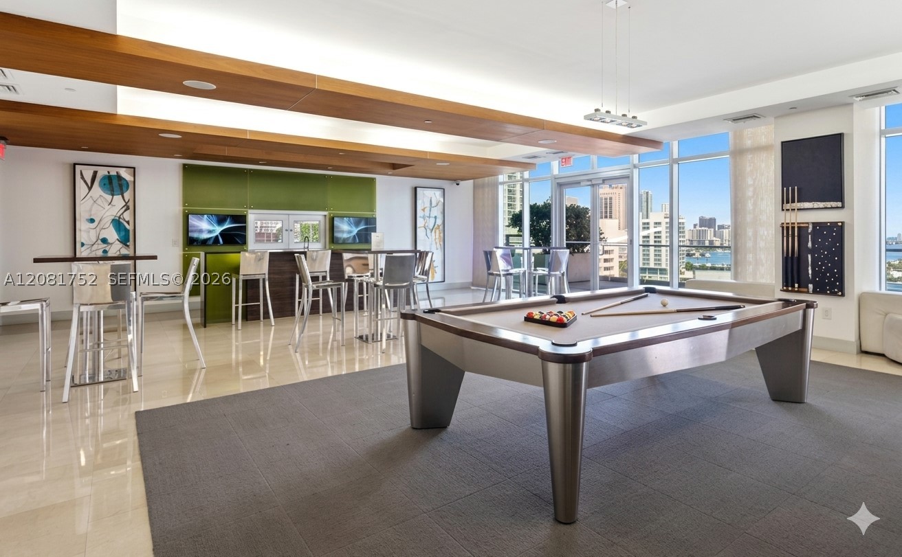 500 Brickell Ave #1806, Miami FL 33131