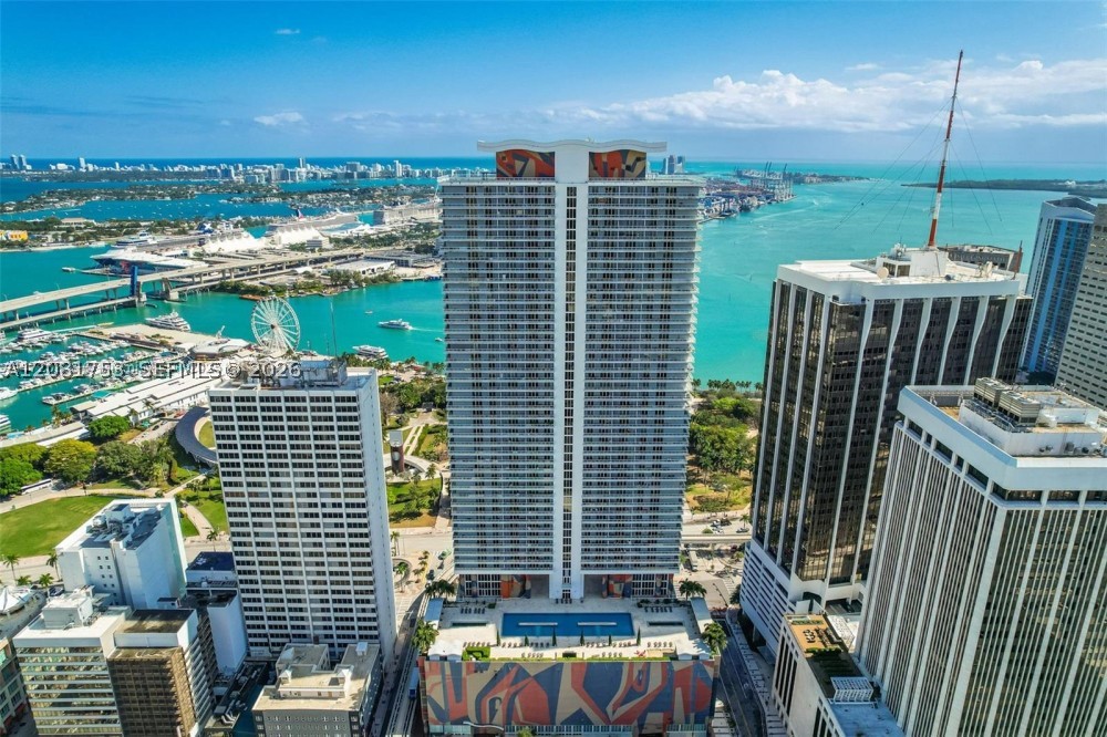 50 Biscayne Blvd #3211, Miami FL 33132