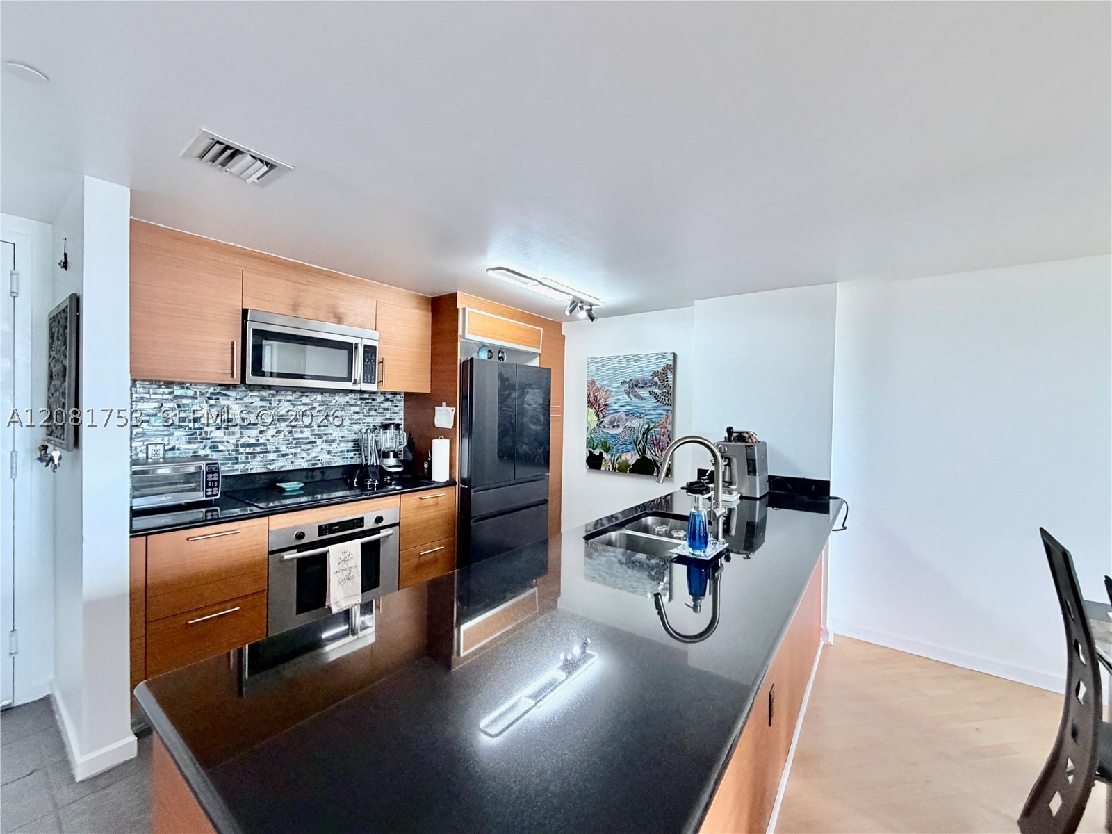 50 Biscayne Blvd #3211, Miami FL 33132