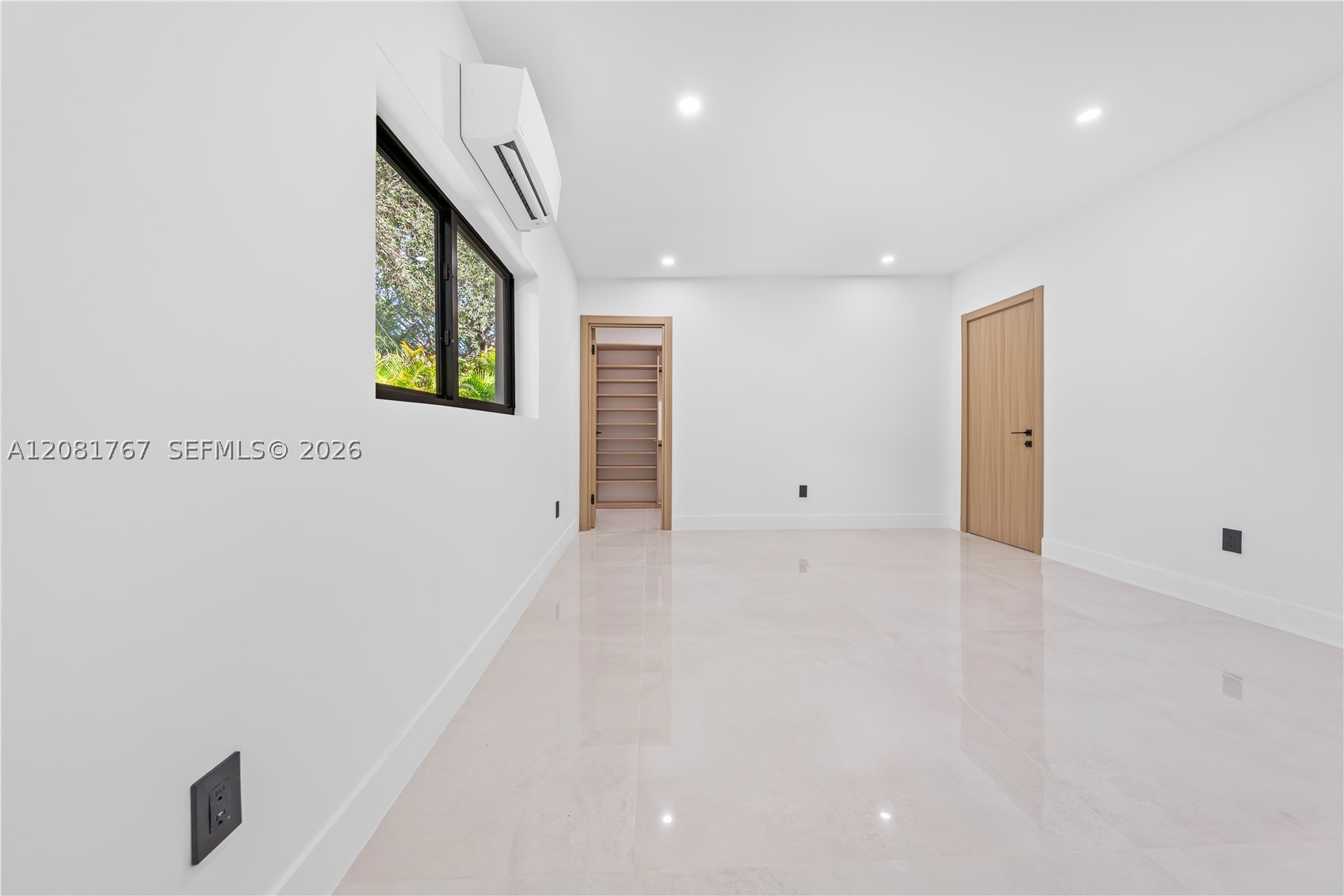 12335 Griffing Blvd #12335, North Miami FL 33161