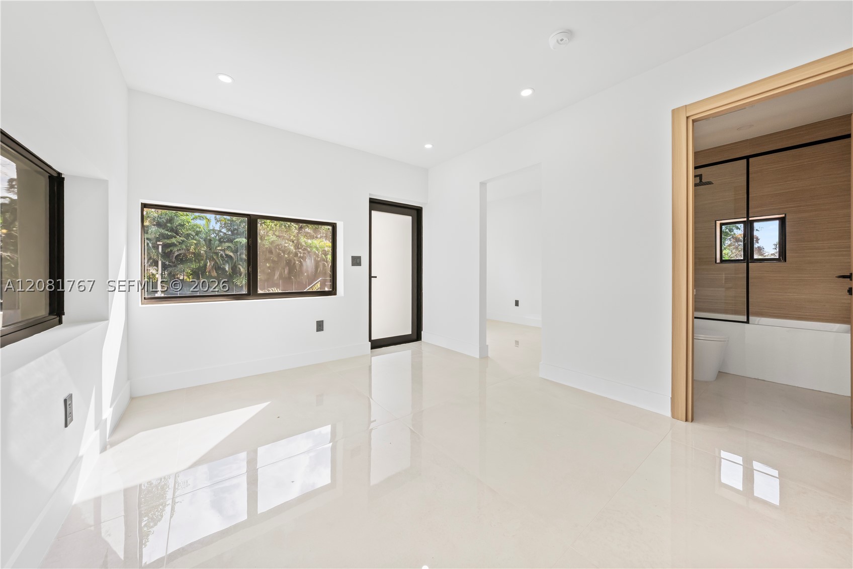 12335 Griffing Blvd #12335, North Miami FL 33161