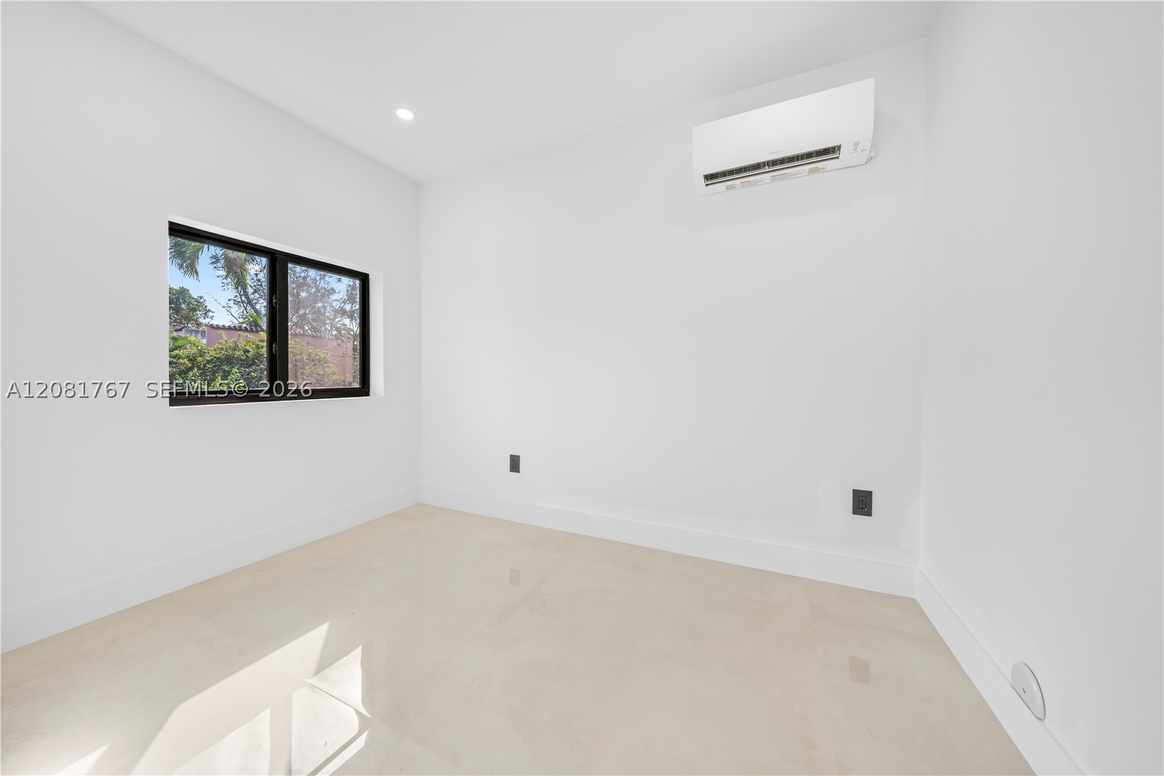 12335 Griffing Blvd #12335, North Miami FL 33161