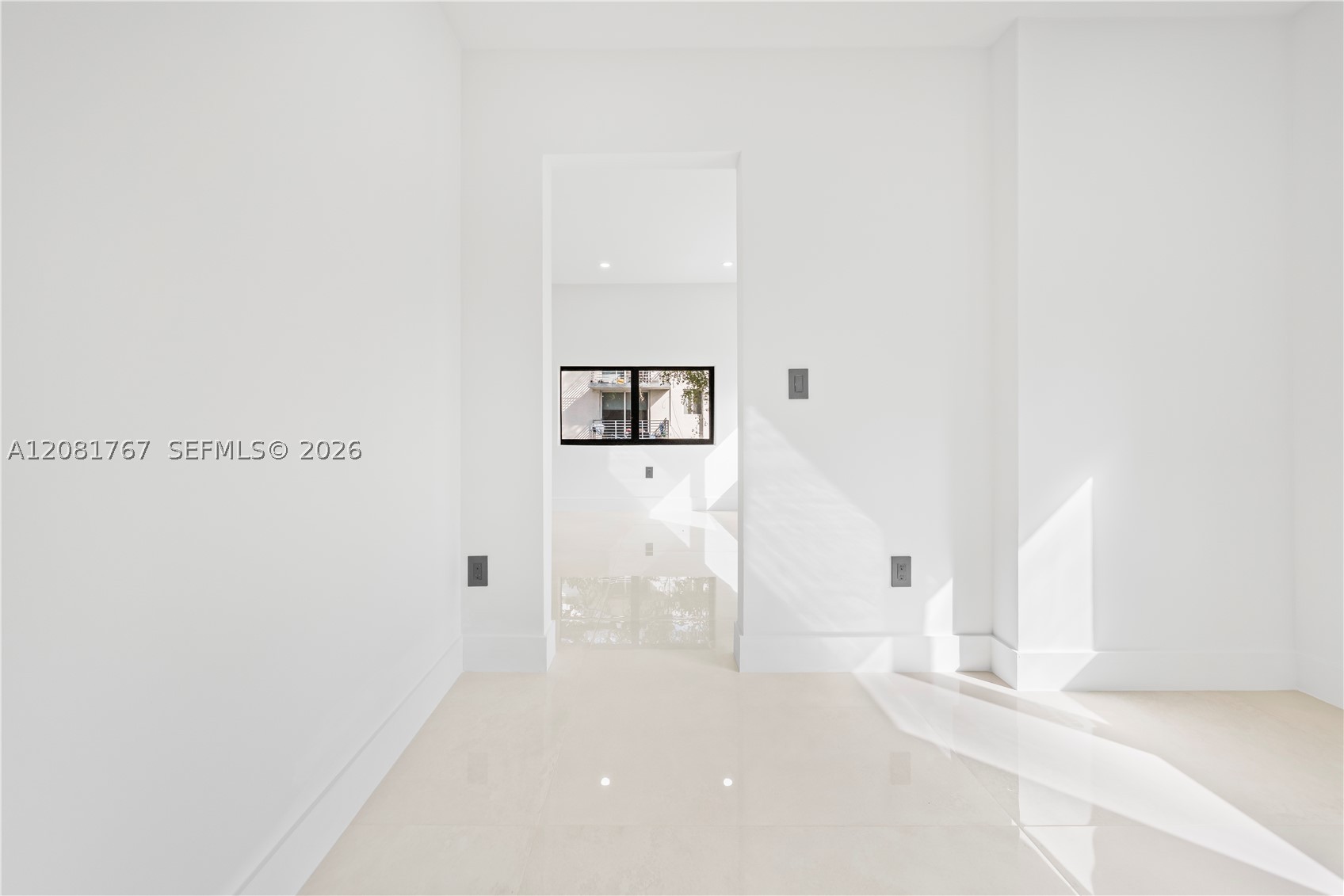 12335 Griffing Blvd #12335, North Miami FL 33161