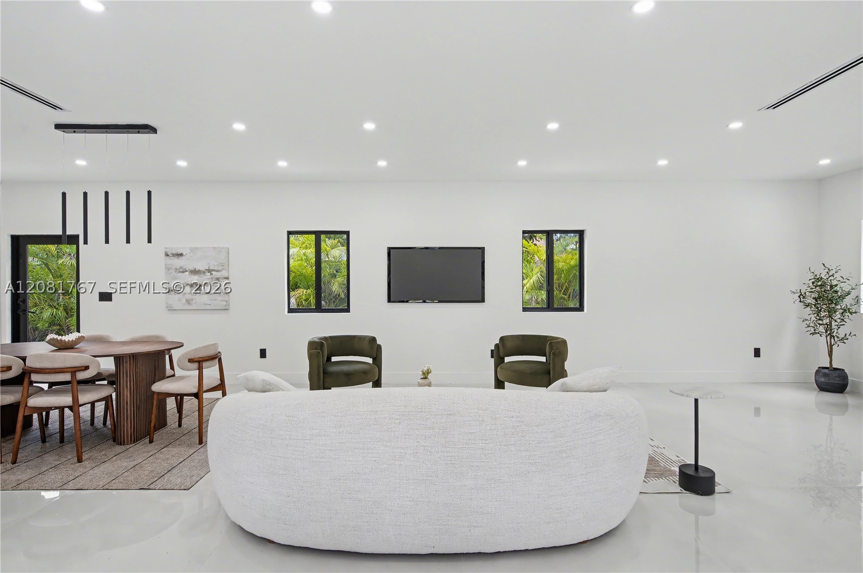 12335 Griffing Blvd #12335, North Miami FL 33161