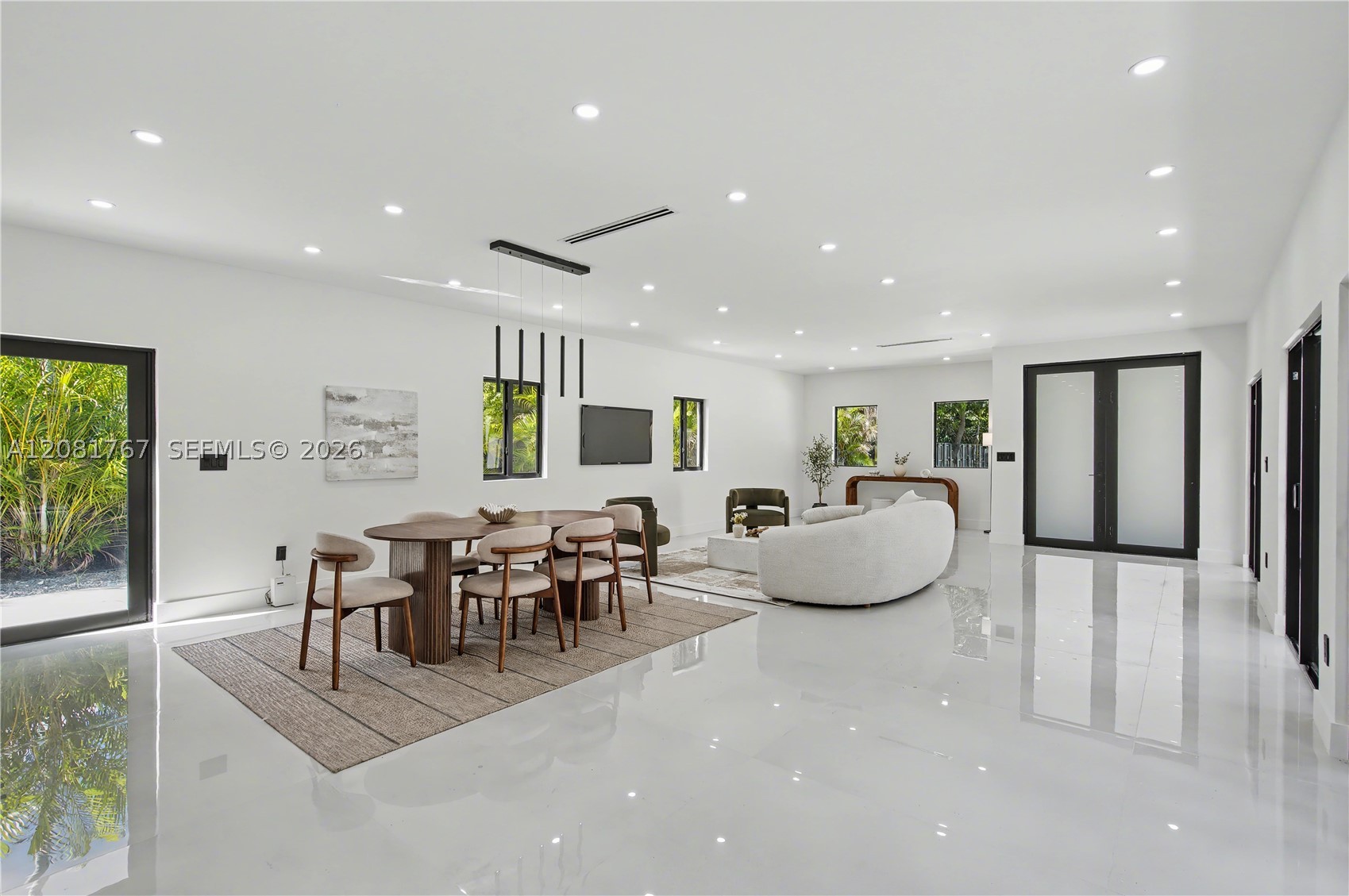 12335 Griffing Blvd #12335, North Miami FL 33161