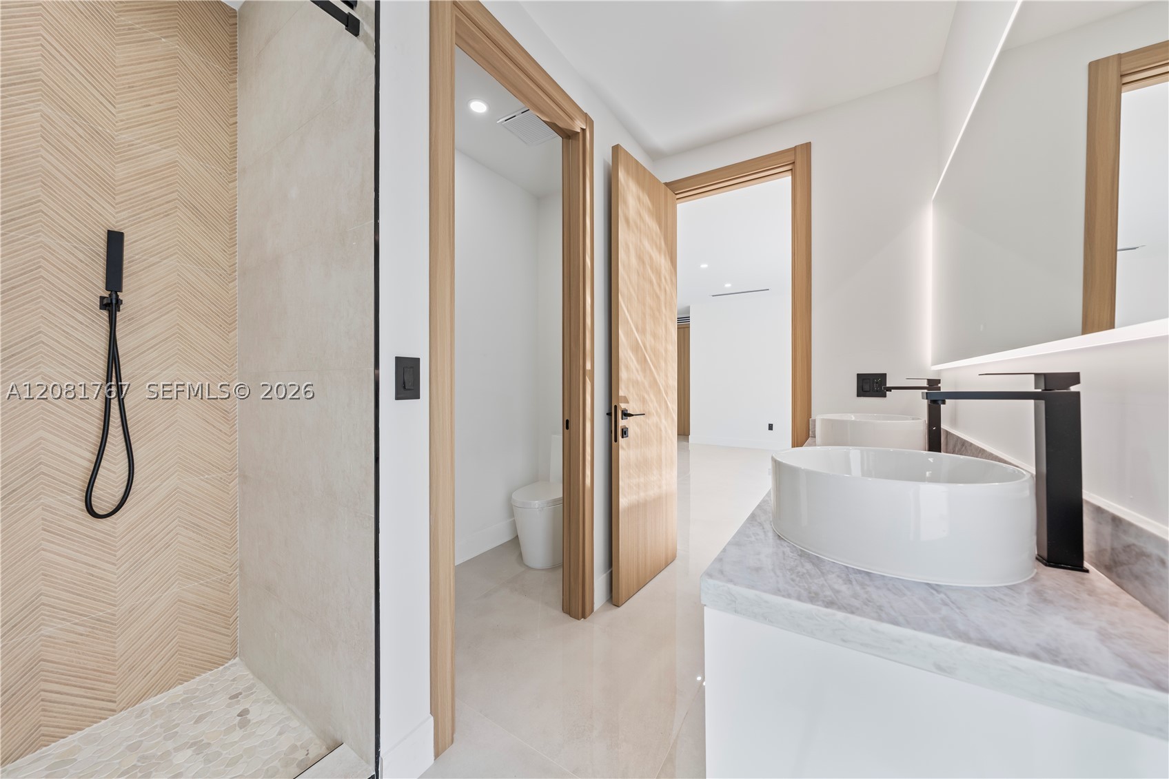 12335 Griffing Blvd #12335, North Miami FL 33161