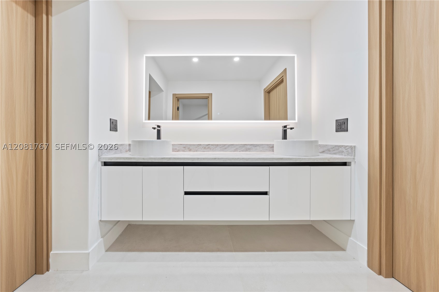 12335 Griffing Blvd #12335, North Miami FL 33161