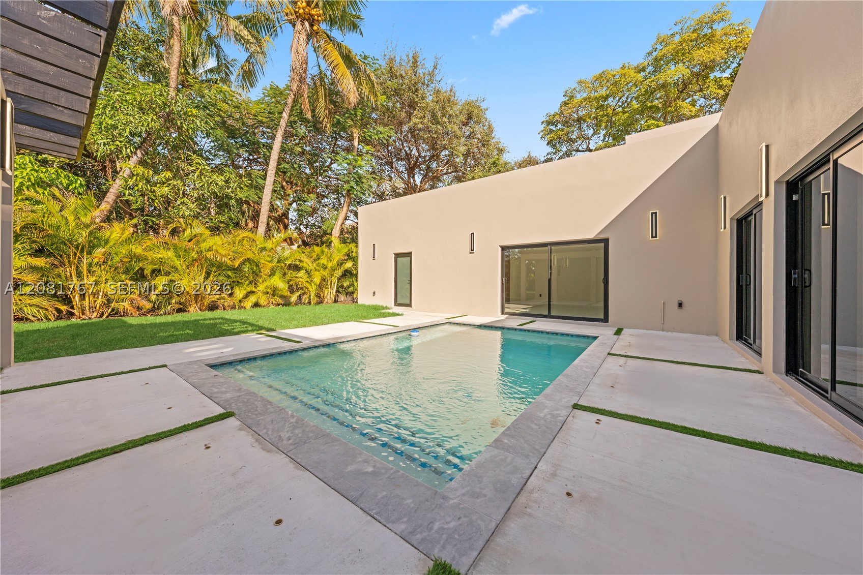 12335 Griffing Blvd #12335, North Miami FL 33161