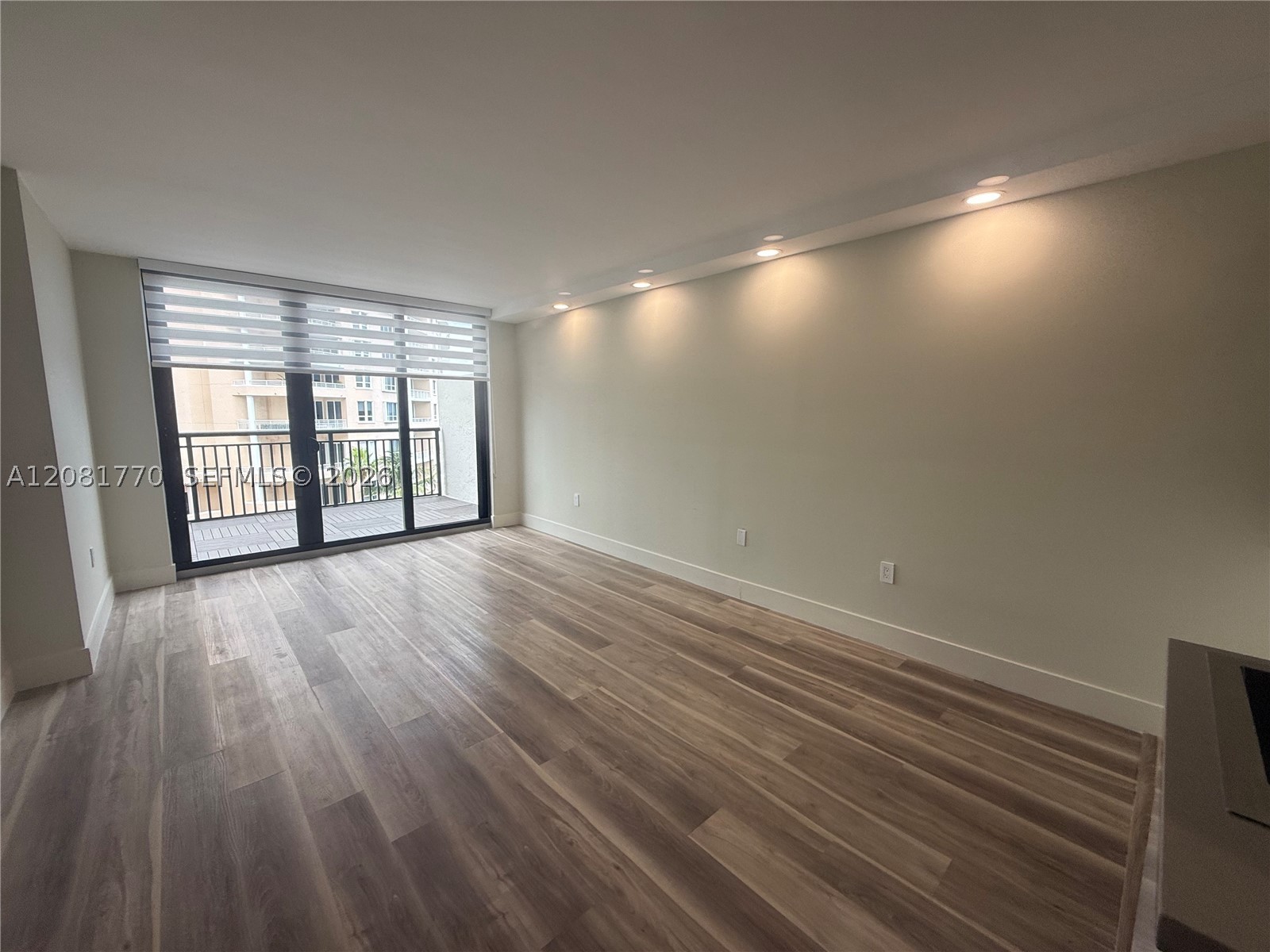 540 Brickell Key Dr #726, Miami FL 33131