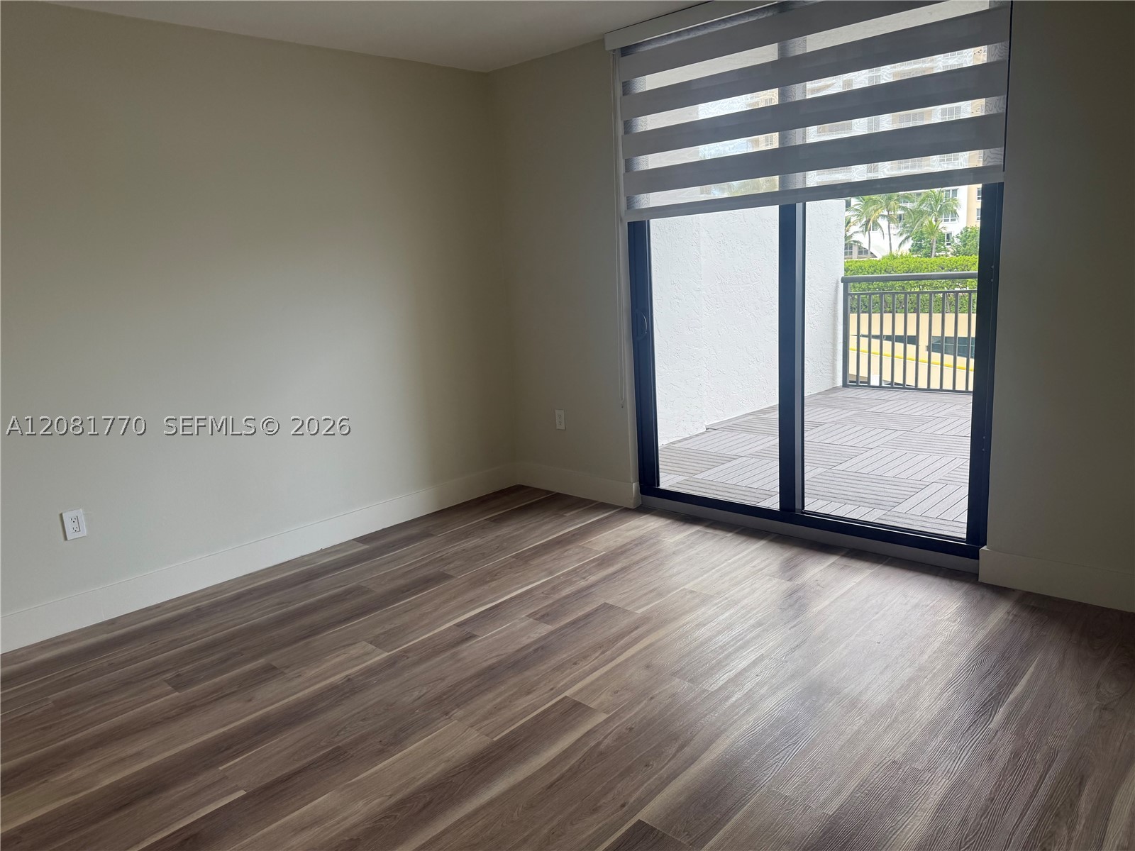 540 Brickell Key Dr #726, Miami FL 33131