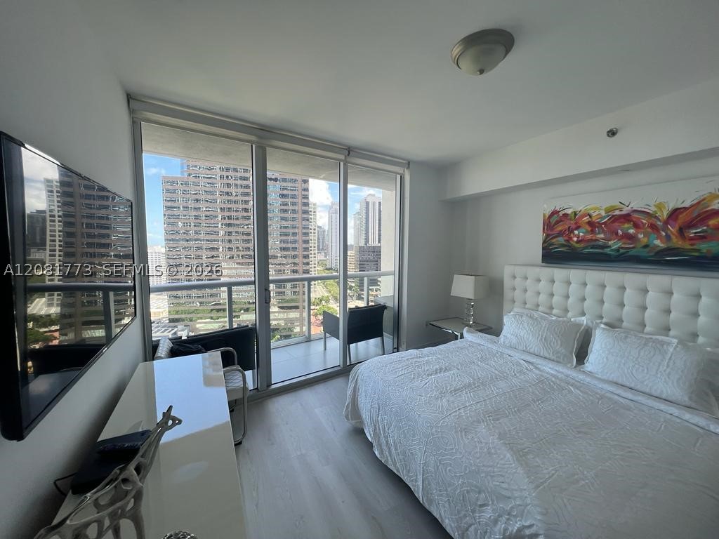 485 Brickell Ave #2109, Miami FL 33131