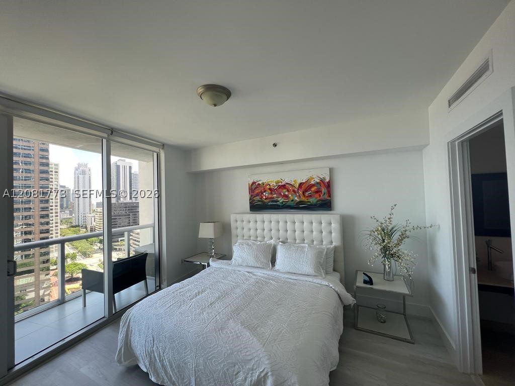 485 Brickell Ave #2109, Miami FL 33131