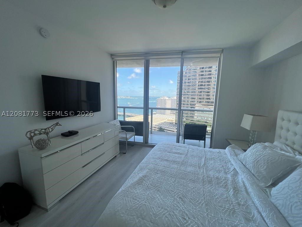 485 Brickell Ave #2109, Miami FL 33131