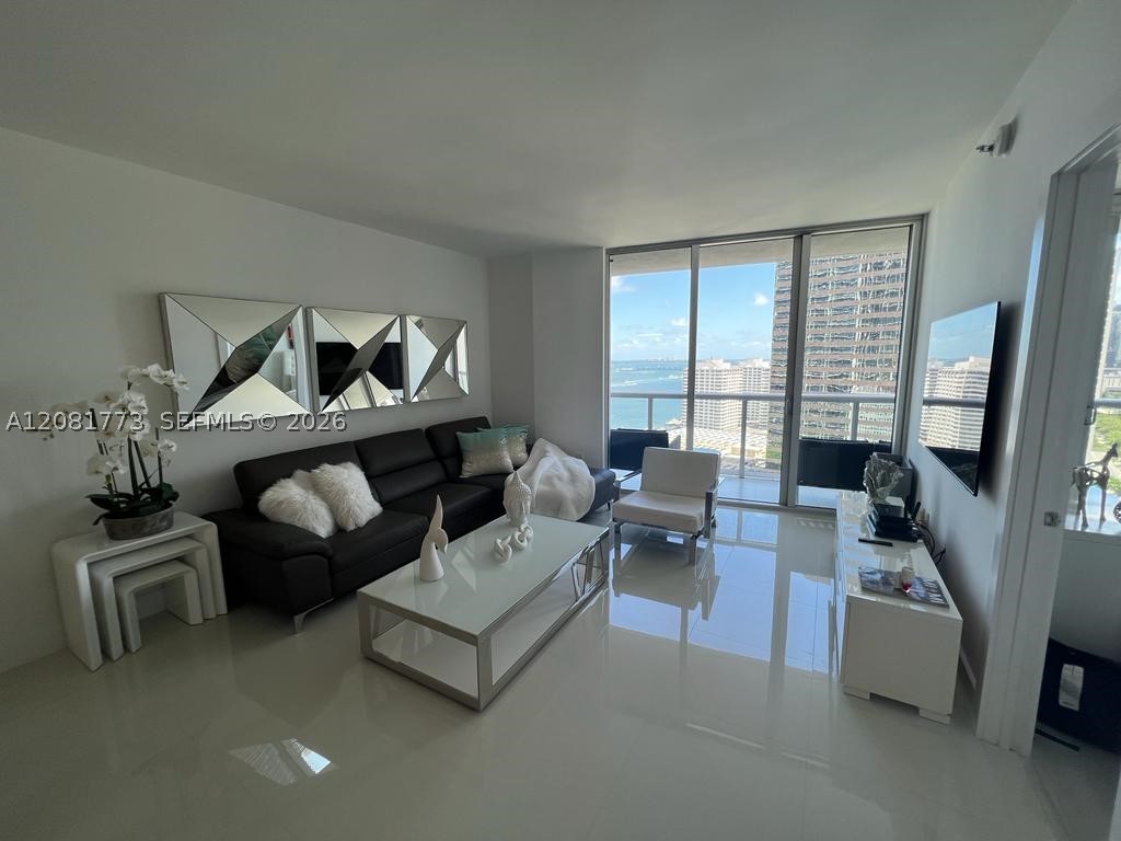 485 Brickell Ave #2109, Miami FL 33131