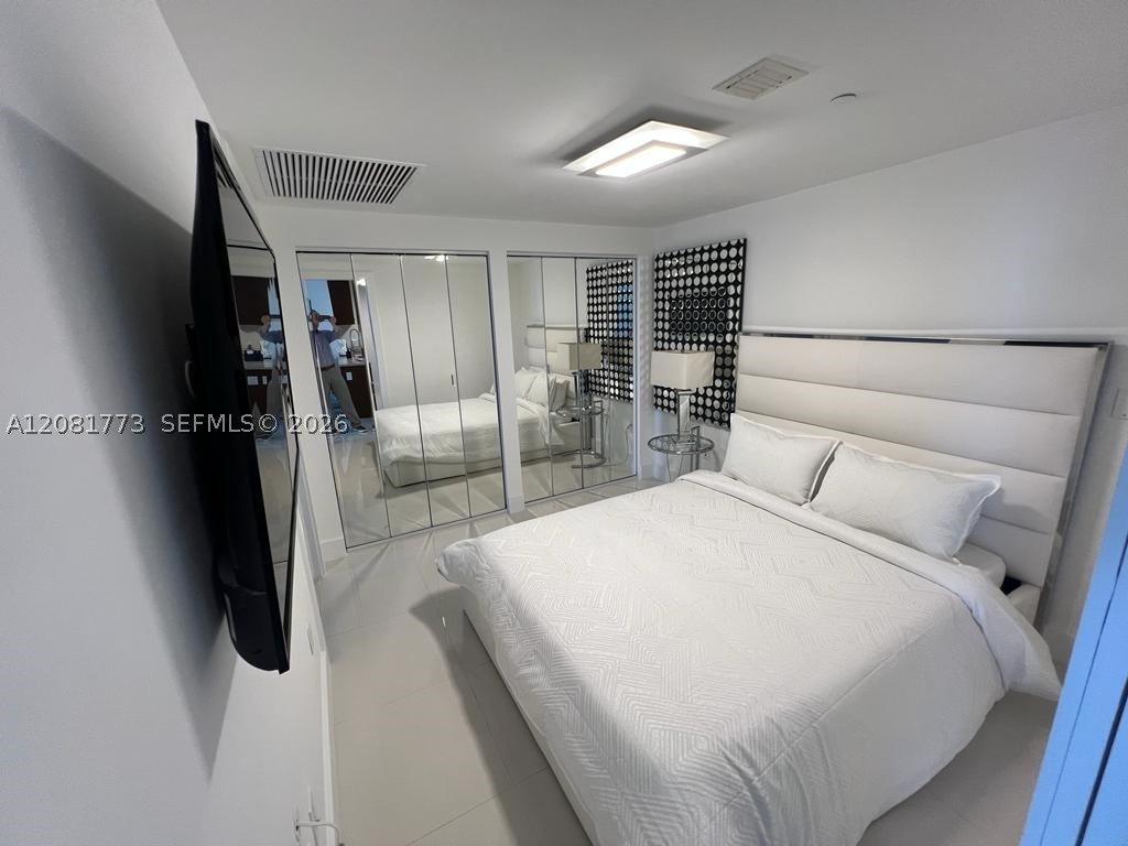 485 Brickell Ave #2109, Miami FL 33131