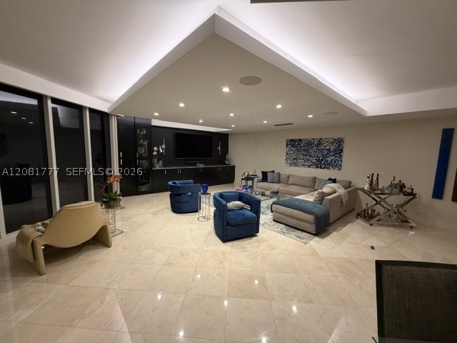 21200 NE Point Pl #1404, Aventura FL 33180