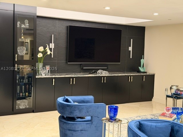 21200 NE Point Pl #1404, Aventura FL 33180