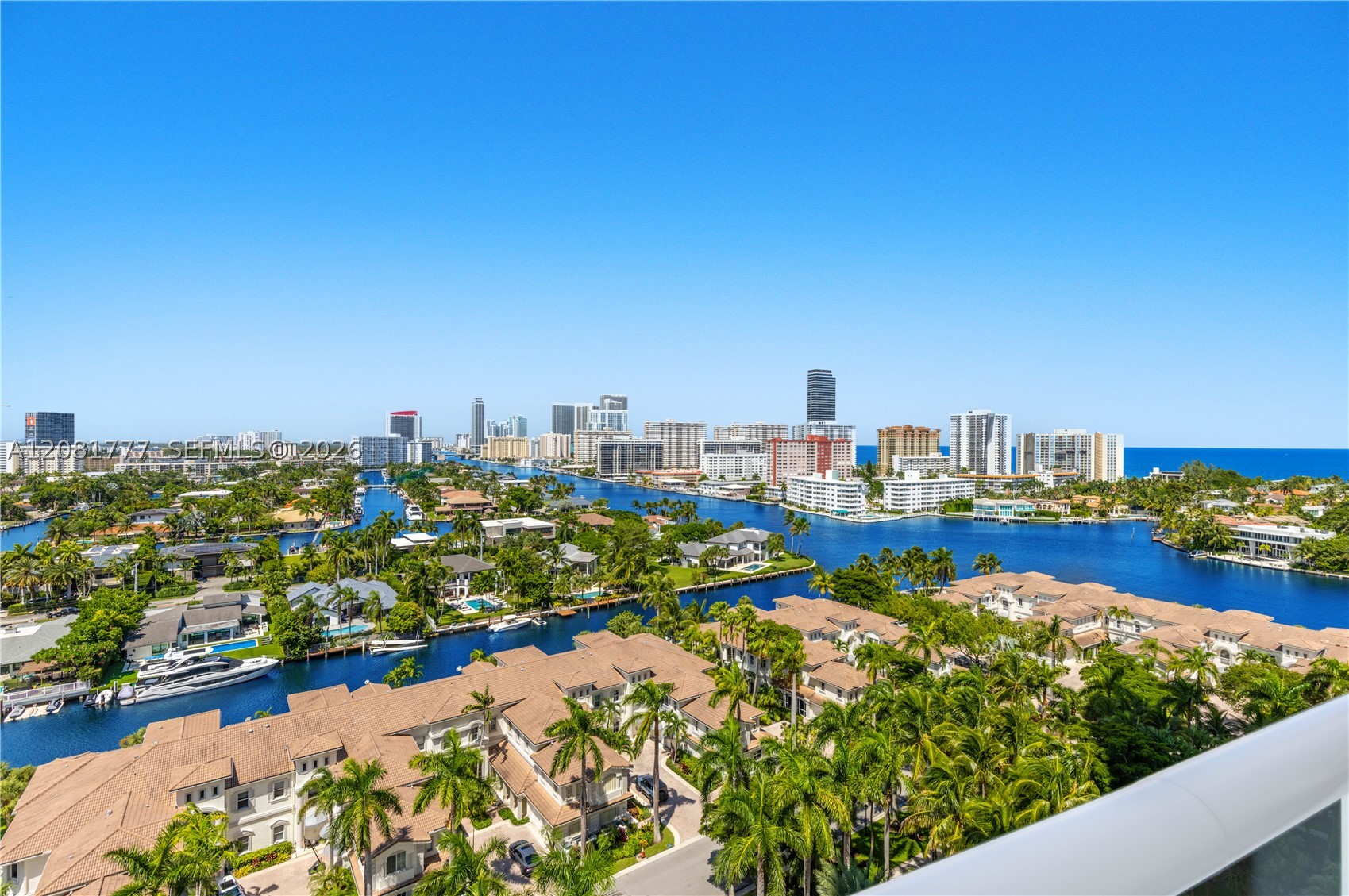 21200 NE Point Pl #1404, Aventura FL 33180