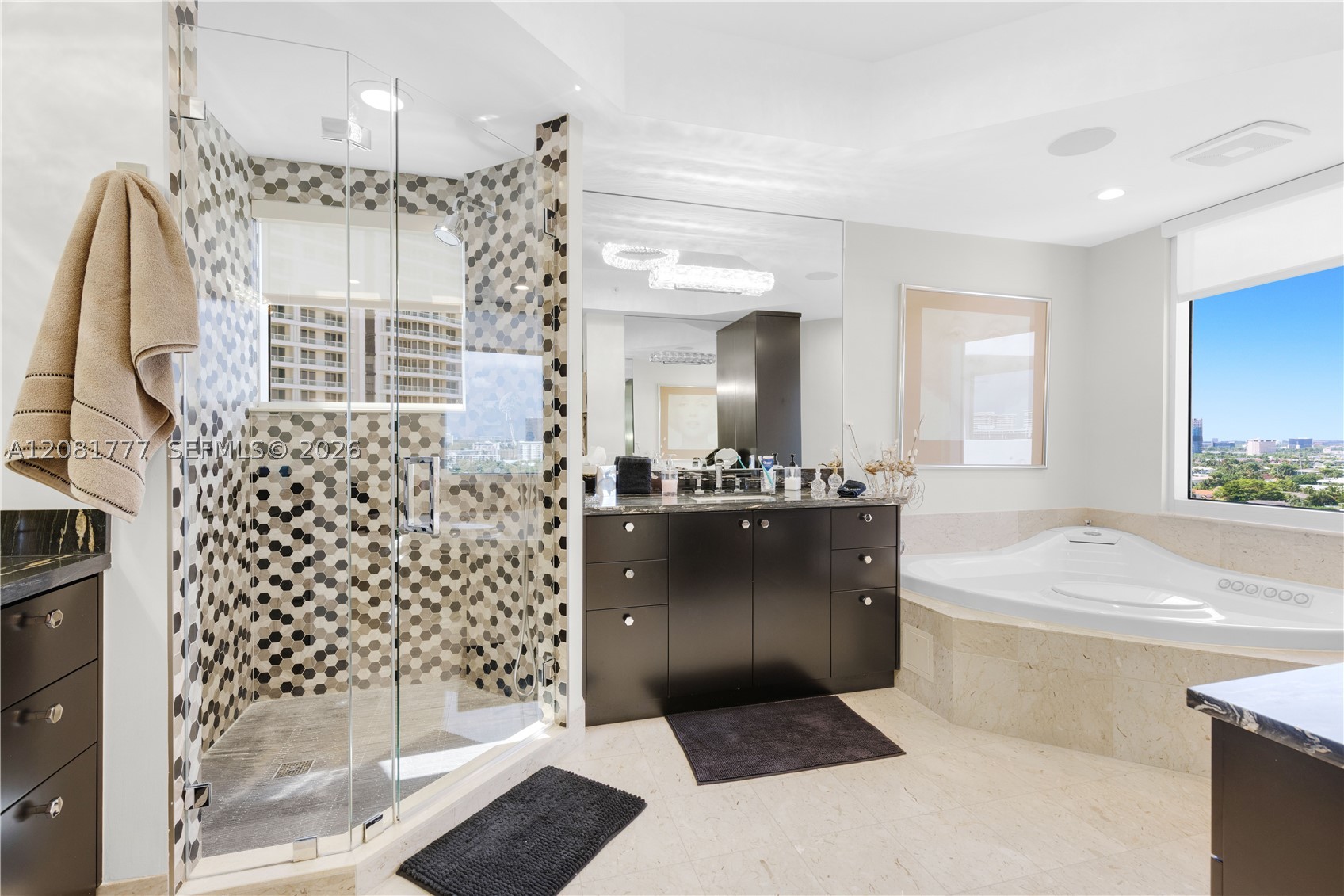 21200 NE Point Pl #1404, Aventura FL 33180