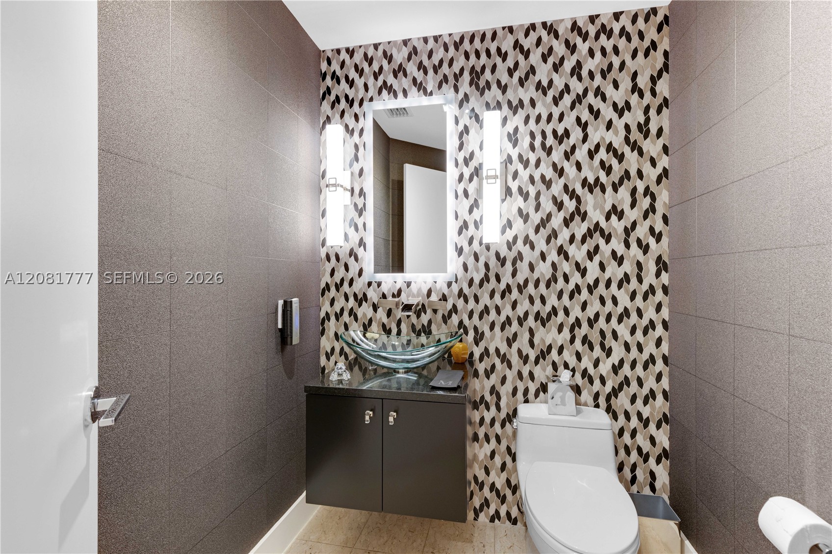 21200 NE Point Pl #1404, Aventura FL 33180