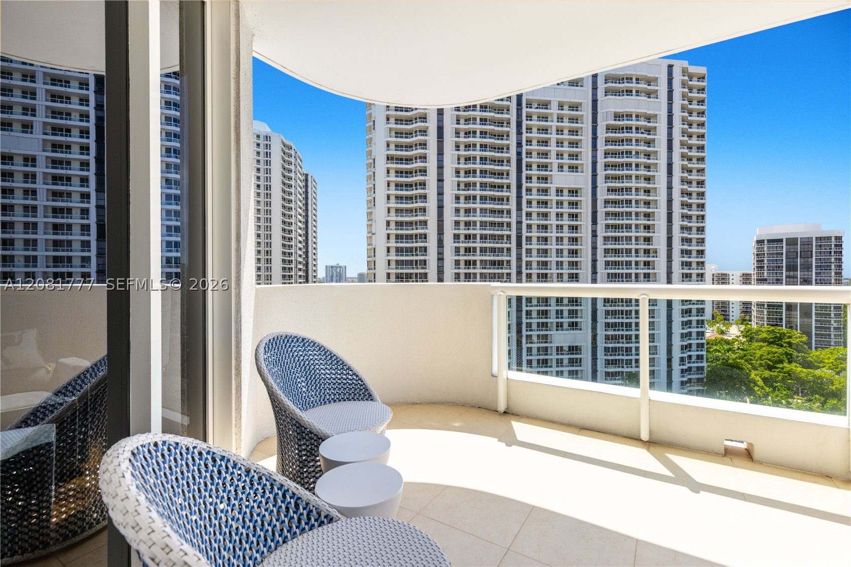 21200 NE Point Pl #1404, Aventura FL 33180