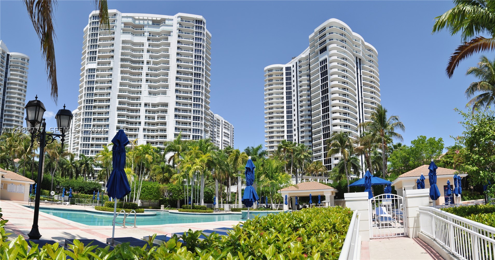 21200 NE Point Pl #1404, Aventura FL 33180