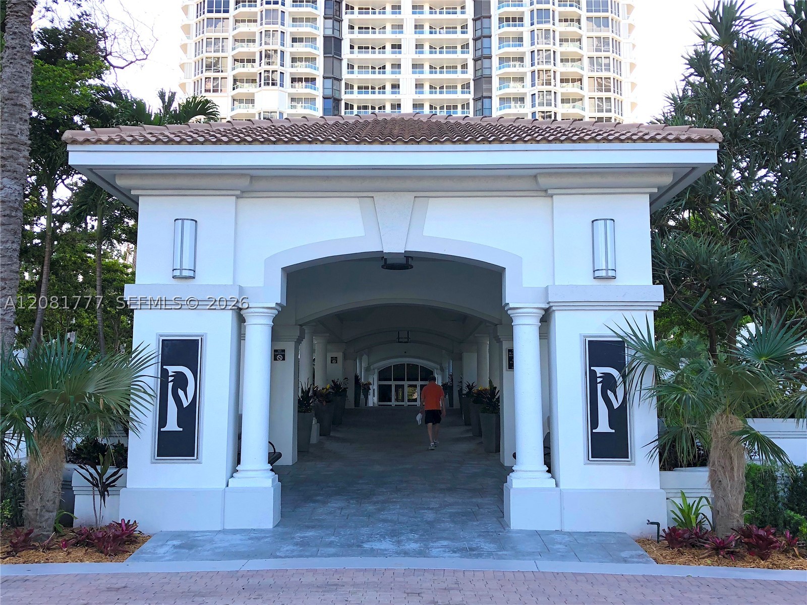 21200 NE Point Pl #1404, Aventura FL 33180
