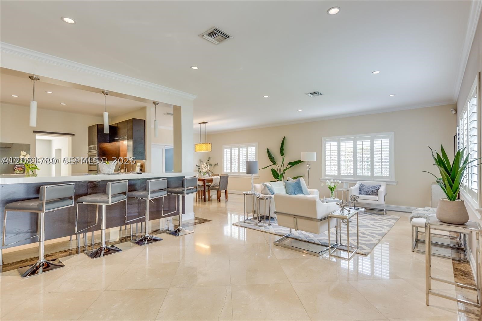 4323 N Bay Rd, Miami Beach FL 33140