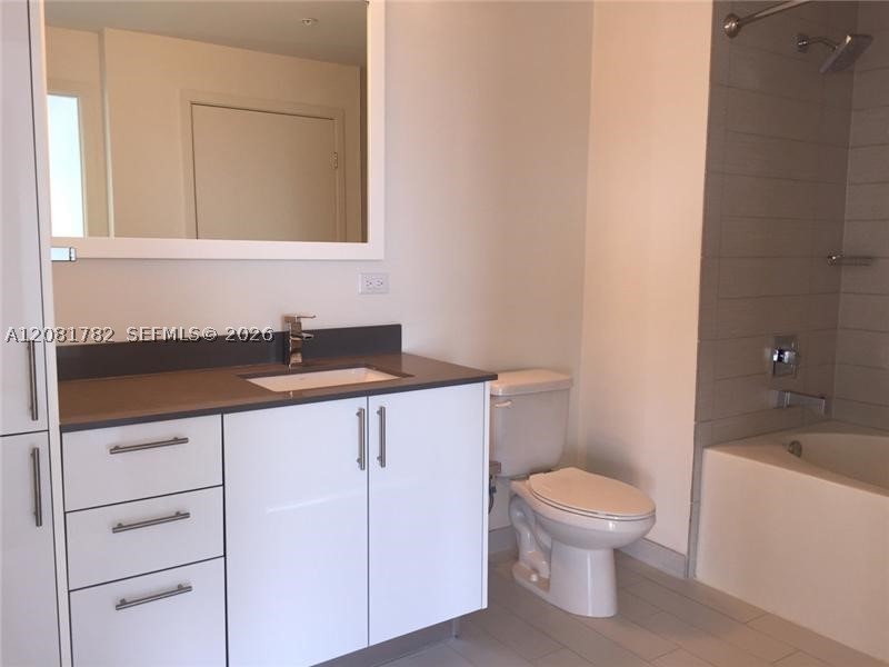 999 SW 1 AV #2503, Miami FL 33130