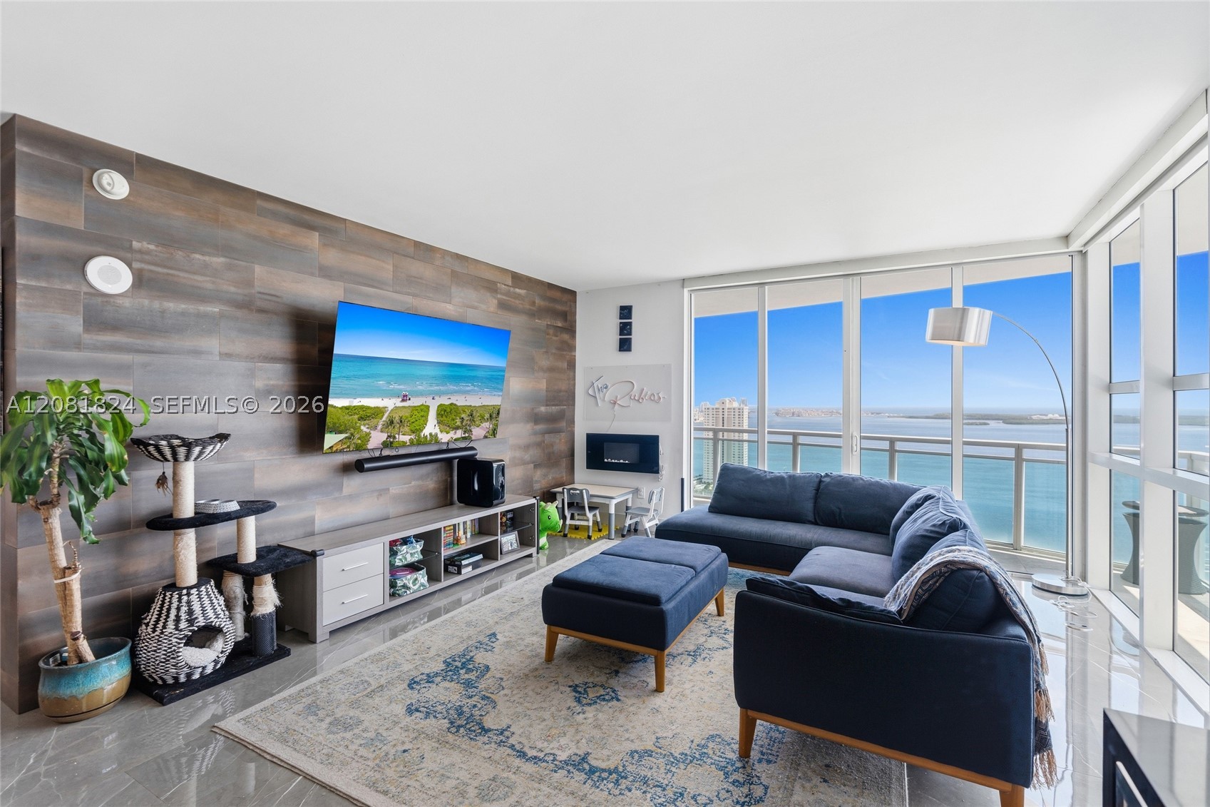 950 Brickell Bay Dr #3111, Miami FL 33131