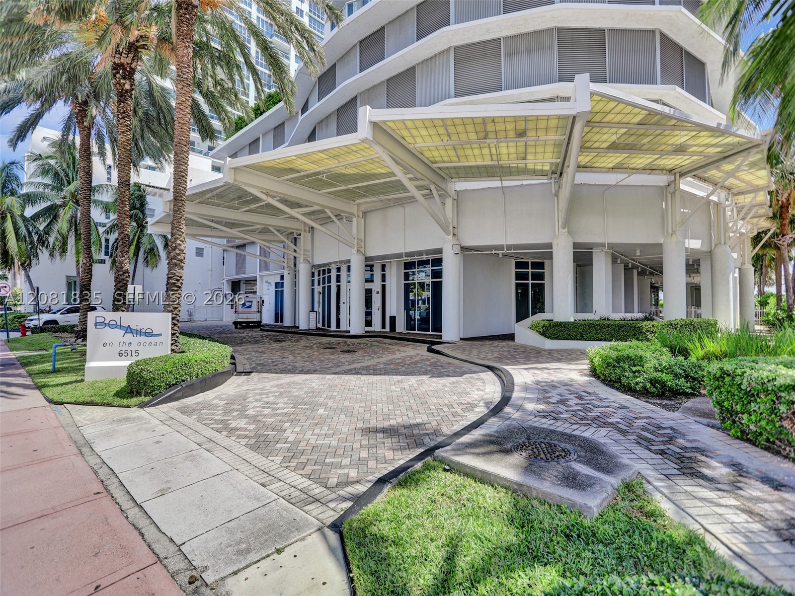 Miami Beach FL 33141 - A12081835