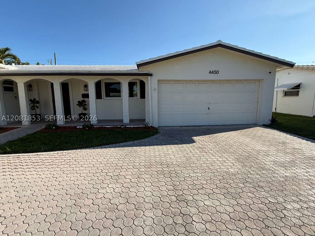 4450 NW 9th St, Coconut Creek FL 33066