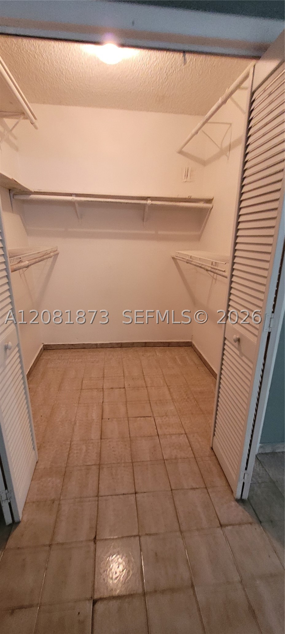 3641 NW 15th St, Miami FL 33125
