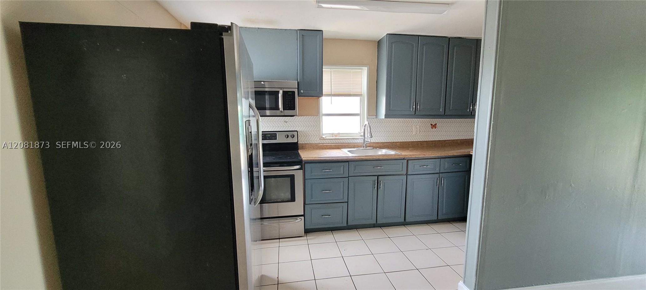 3641 NW 15th St, Miami FL 33125