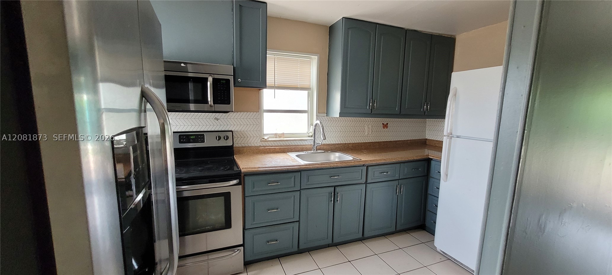 3641 NW 15th St, Miami FL 33125