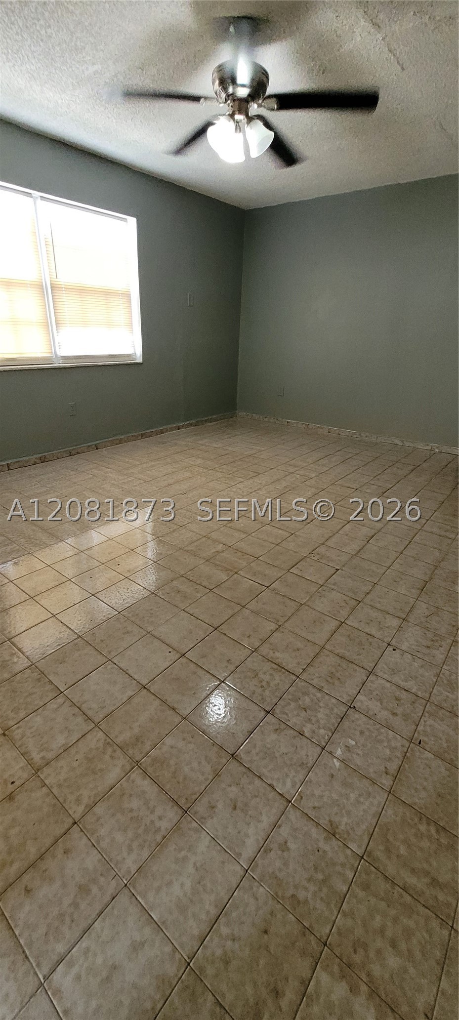 3641 NW 15th St, Miami FL 33125