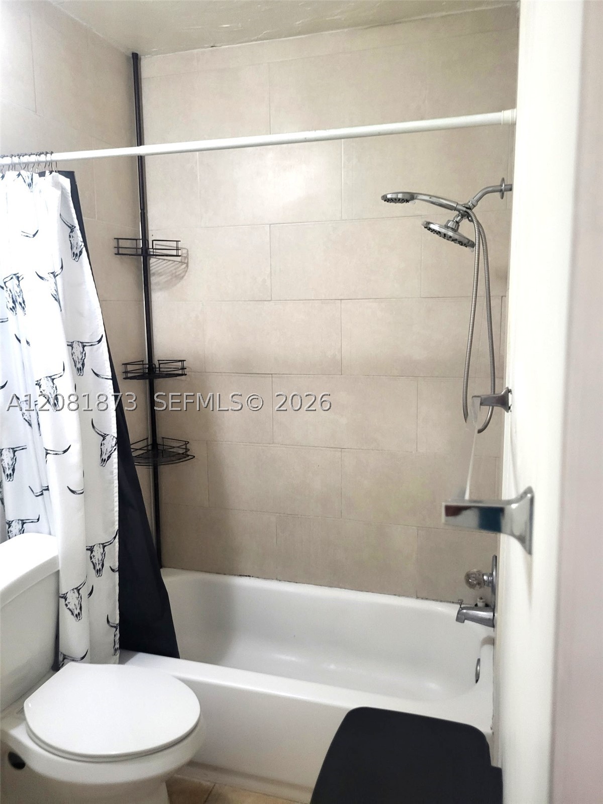 3641 NW 15th St, Miami FL 33125