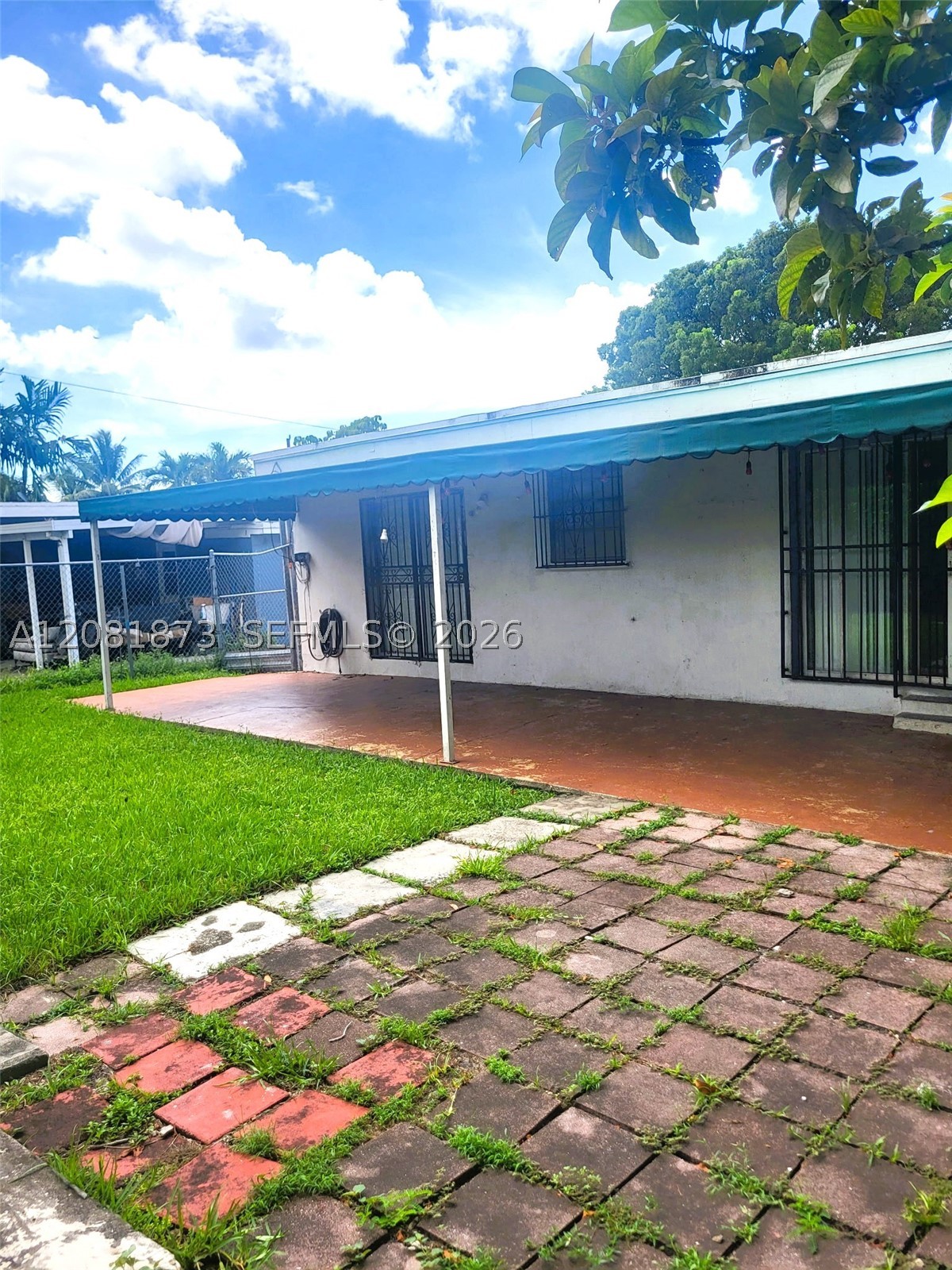 3641 NW 15th St, Miami FL 33125