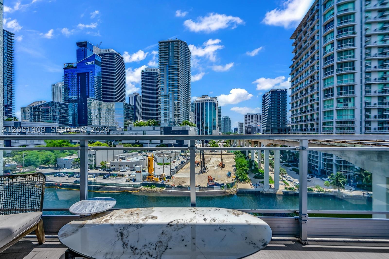 92 SW 3rd St #901, Miami FL 33130
