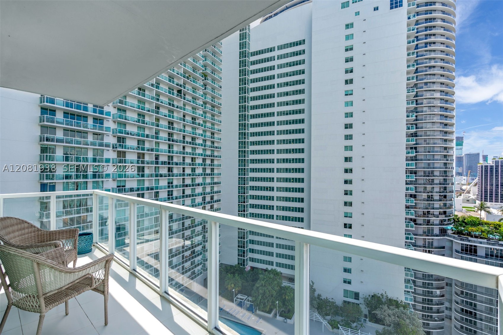 1900 N Bayshore Dr #2111, Miami FL 33132