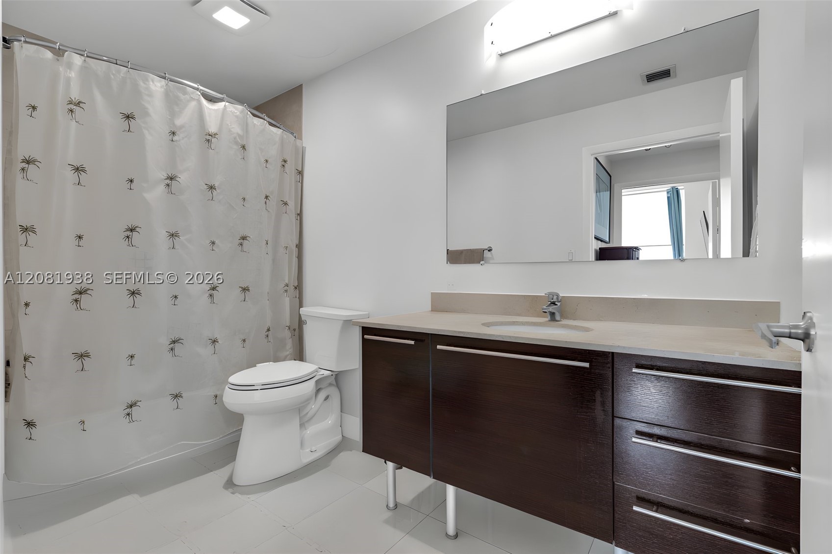 1900 N Bayshore Dr #2111, Miami FL 33132