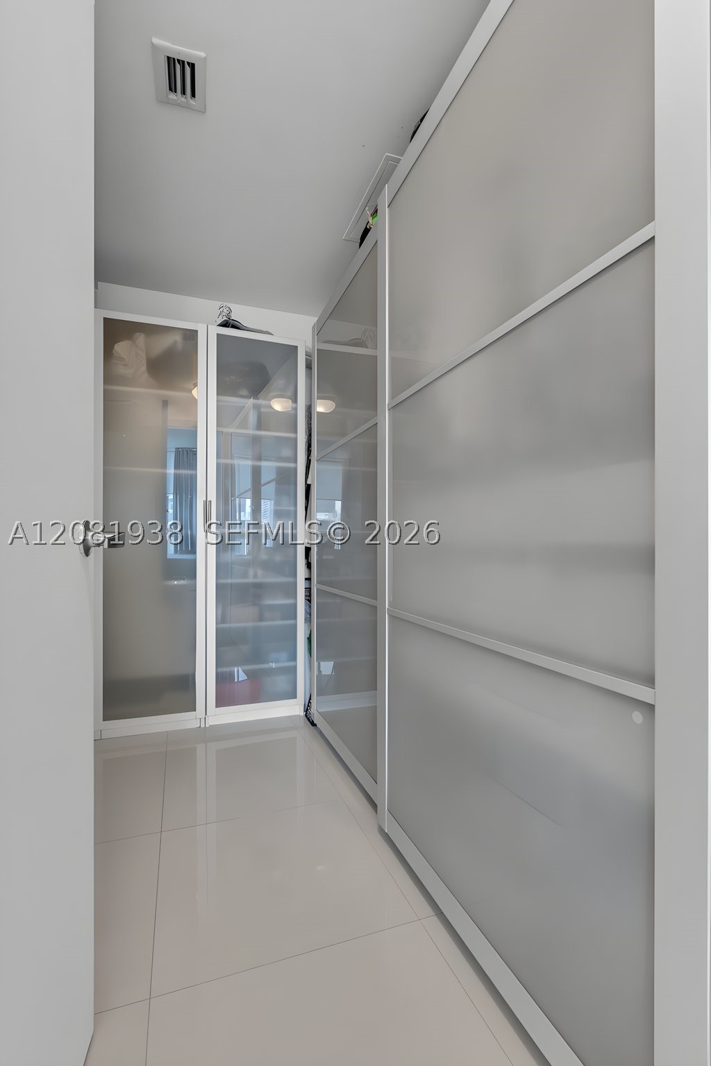 1900 N Bayshore Dr #2111, Miami FL 33132