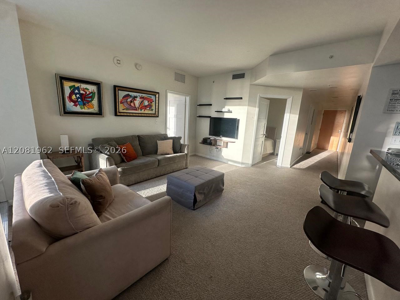 253 NE 2nd St #1402, Miami FL 33132