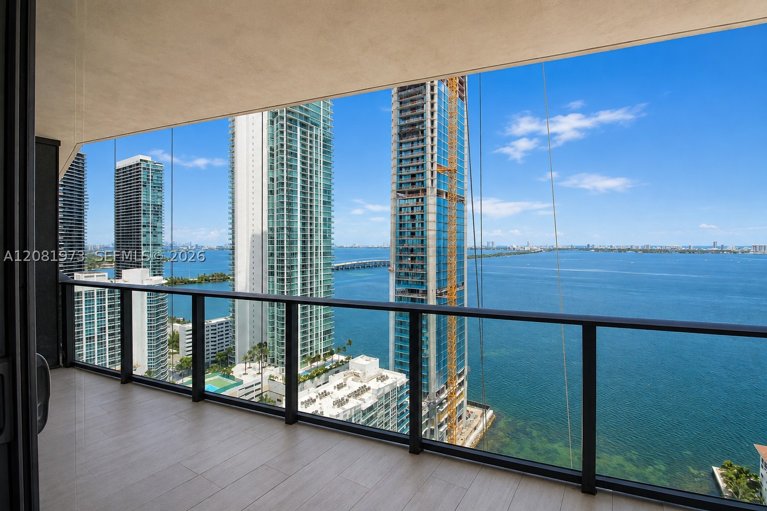 460 NE 28th St #2806, Miami FL 33137