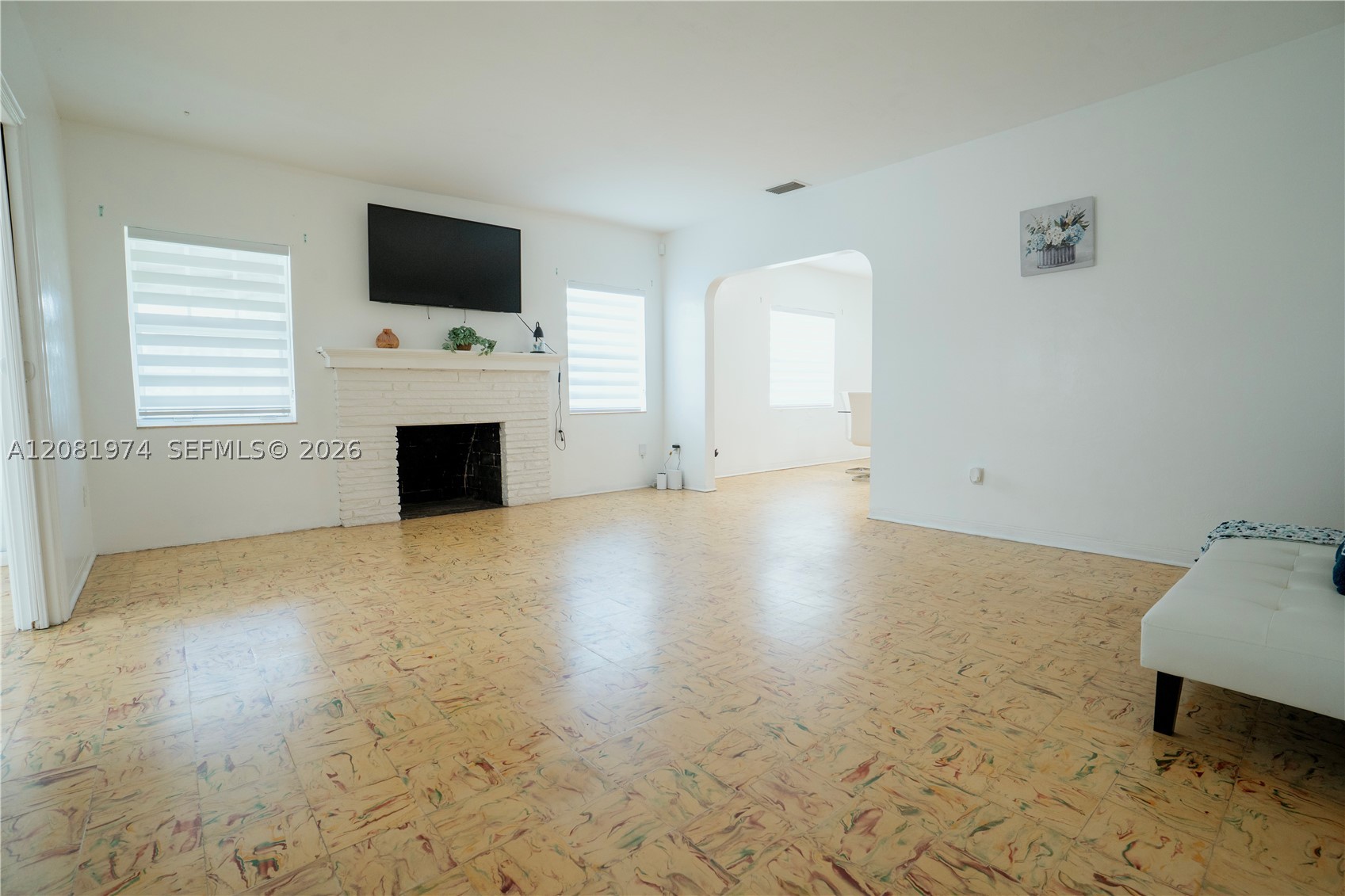 141 NE 14th St, Homestead FL 33030